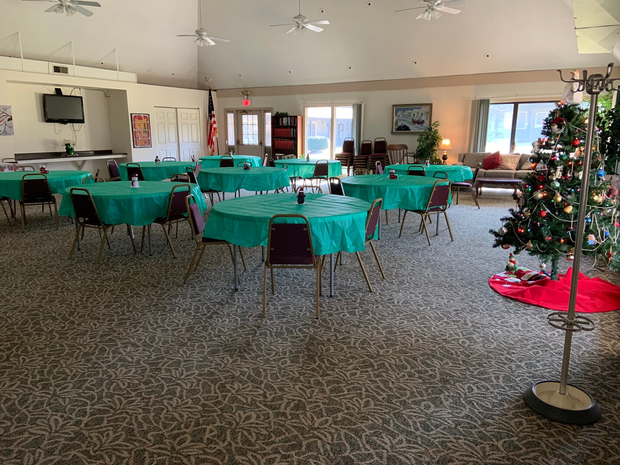 Nottingham Court Apartments 55+ Senior Living – photo 4