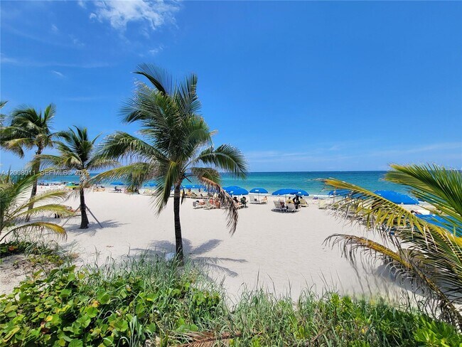 Foto del edificio - 2030 S Ocean Dr