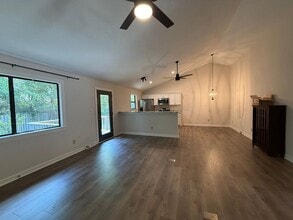 Building Photo - 4104 Cheney Pl