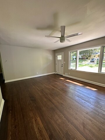 Foto del edificio - 1689 Laurelwood Dr SW