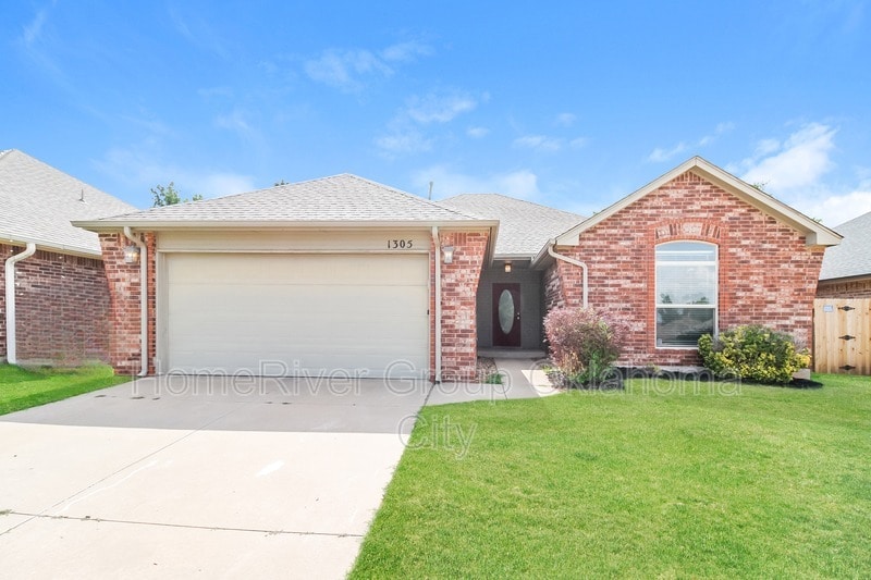 1305 Ethan Ln, Yukon, OK 73099 House Rental in Yukon, OK