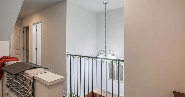 Photo - 1806 W Montgomery Ave Apartment