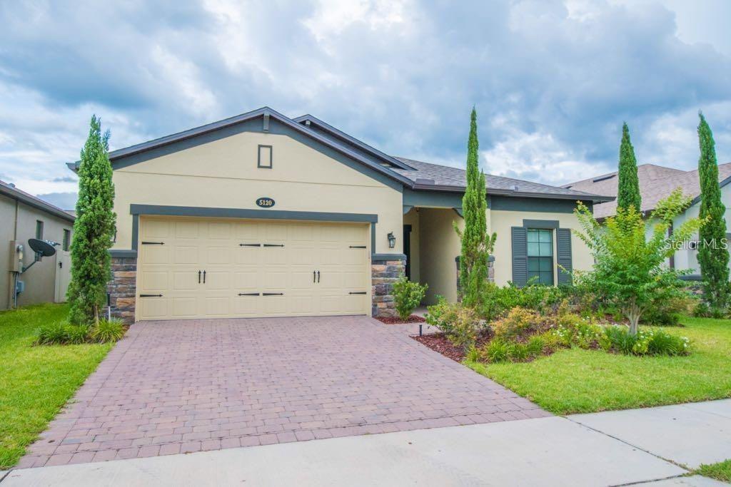 Foto principal - 5120 Sorrento Blvd W