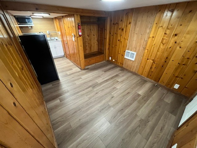 Foto del edificio - 1005 W Spruce St