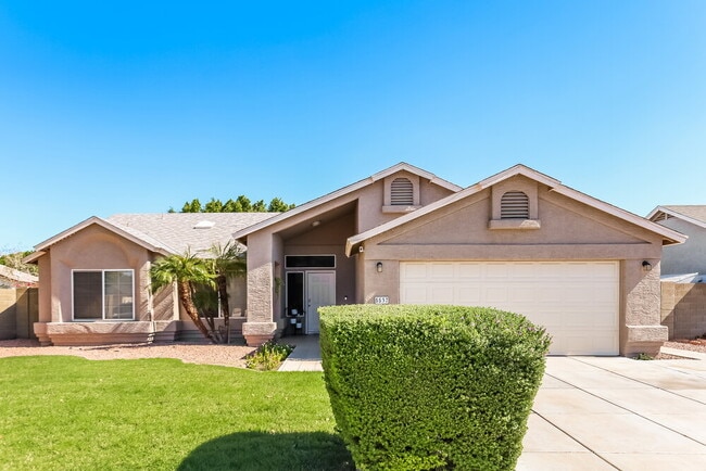 Building Photo - 5537 N 76th Dr