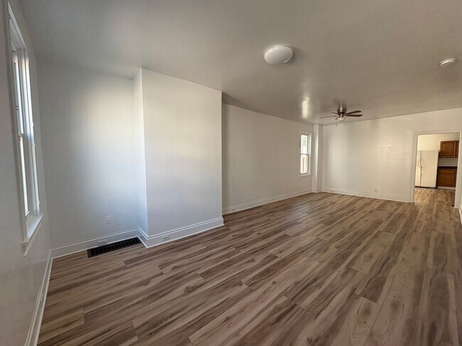 Foto del edificio - Newly Renovated Huge 3 Bed/ 3 Bath in Charming Downtown Carlisle