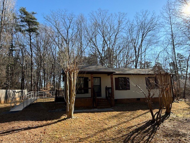 Foto del edificio - 7638 Jackson School Rd