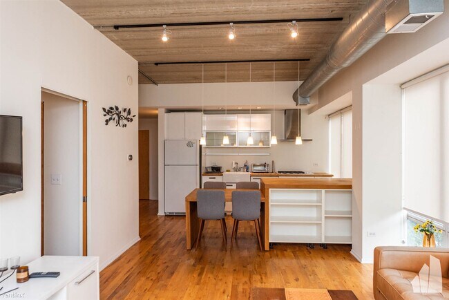 Building Photo - 2 br, 2 bath Condo - 1430 S Michigan Ave
