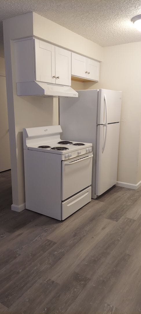 Building Photo - CP253