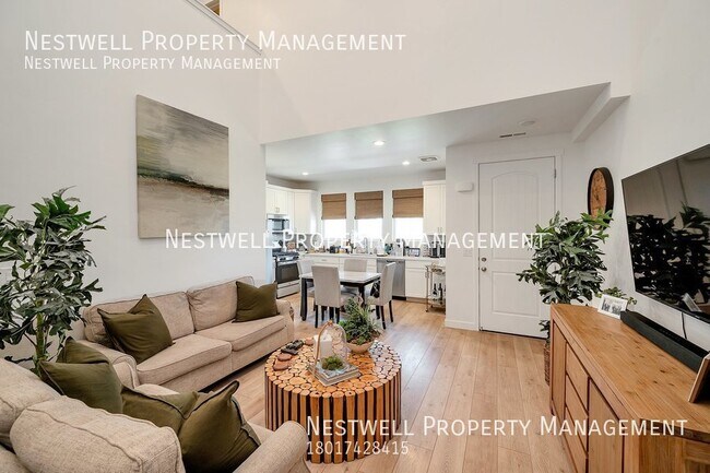 Building Photo - Inmaculate 3-bed Townhome in Daybreak