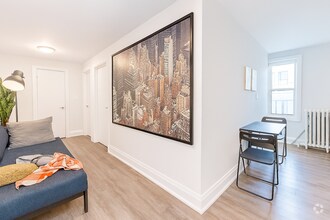 Building Photo - 595 St Clair Ave W