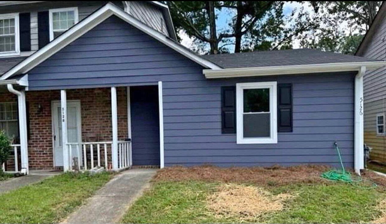 Foto principal - 5126 Lakeview Ct