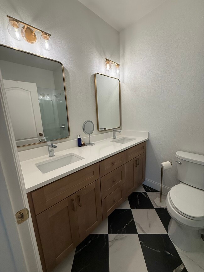 Photo - 716 Seagate Dr Apartment