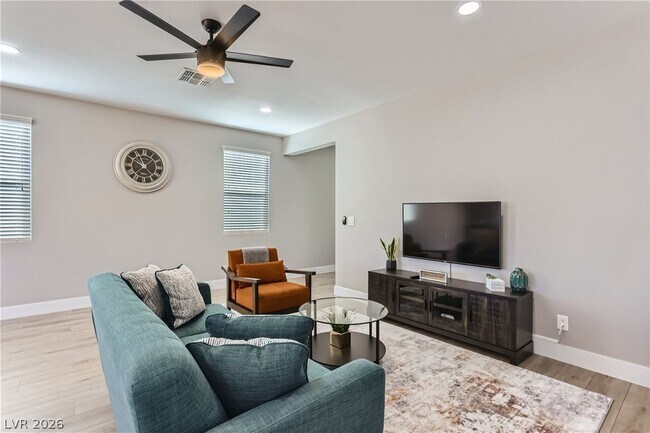 Foto del edificio - 8440 Alder Sprout Ave