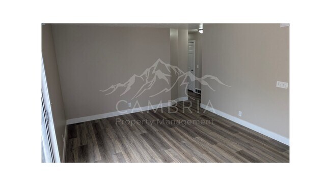 Foto del edificio - 4 BR House For Rent in Midvale