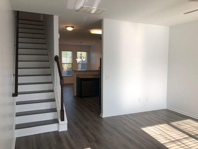 Building Photo - 5448 Farm House Trail