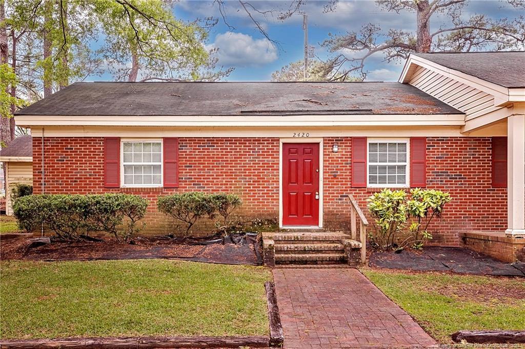 Primary Photo - 2420 Bragg Blvd