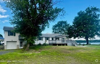 Building Photo - 56 Yale Ct