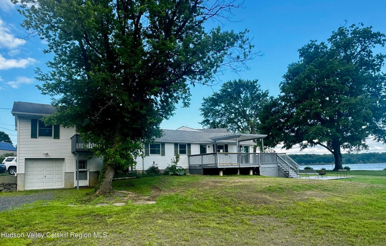 Foto principal - 56 Yale Ct