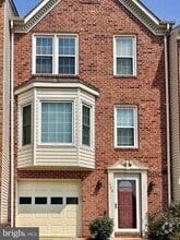 Building Photo - 208 Fair Oaks Ave