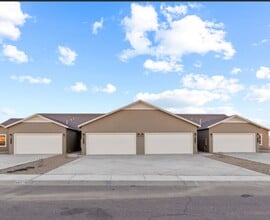 Building Photo - 4024 Apache Pine Pl