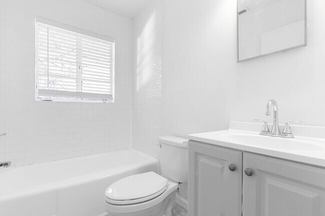 Foto del edificio - Gean Rise - 1 Bedroom / 1 Bathroom with Balcony/Porch
