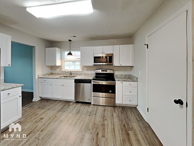 Foto del edificio - 10724 Arlington Church Rd