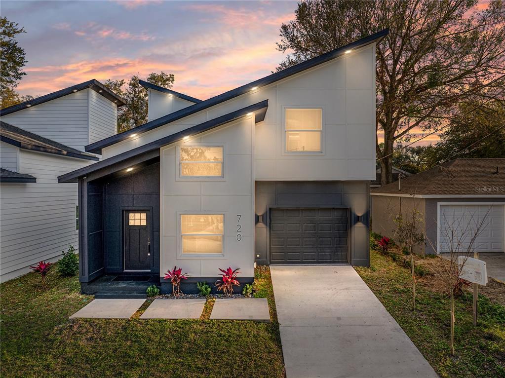 Primary Photo - 720 W 14th St