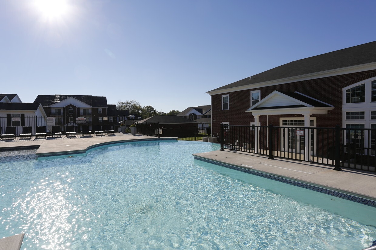 Primary Photo - Southern Winds Apartments