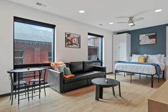 Building Photo - 423 E Michigan St