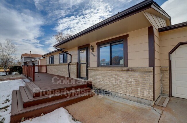 Building Photo - 4340 Woodglen Blvd