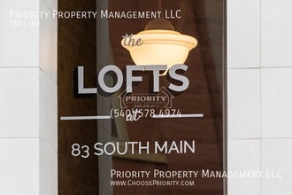 Building Photo - 83 S Main St