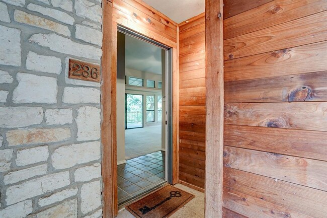 Building Photo - 8200 Neely Dr
