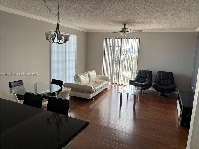 Foto del edificio - 1919 Van Buren St