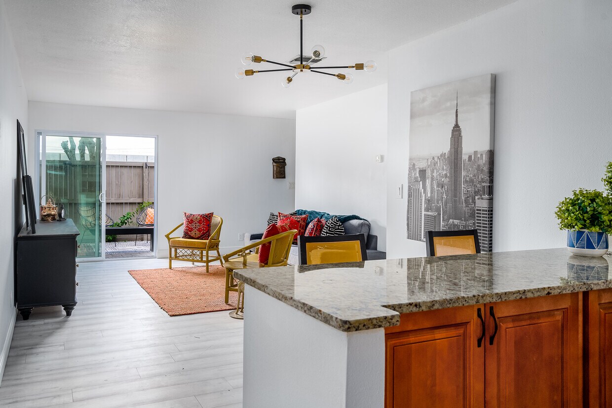 8021 Hibiscus Dr Unit 8021, Temple Terrace, FL 33637 Apartments in