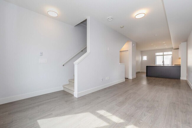 Photo du bâtiment - 2070 Oak Meadows Dr