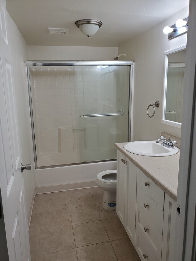 Primary Photo - 1123 75th St SE