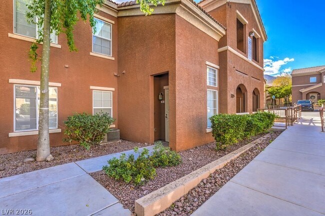 Foto del edificio - 3920 Legend Hills St