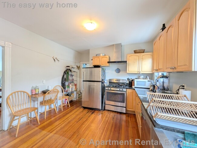 Building Photo - 41 Belknap St