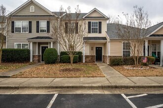 Building Photo - 921 Cinnamon Dr Building Photo - 921 Cinnamon Dr