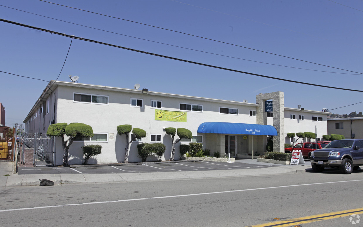 Foto del edificio - Bay Fair Manor