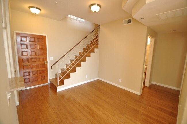 Foto del edificio - 425 N Alvarado St