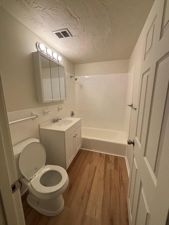 Foto del edificio - 707 Bedford St