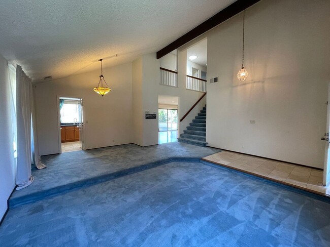 Building Photo - 32728 Dinuba Court, Union City, CA 94587