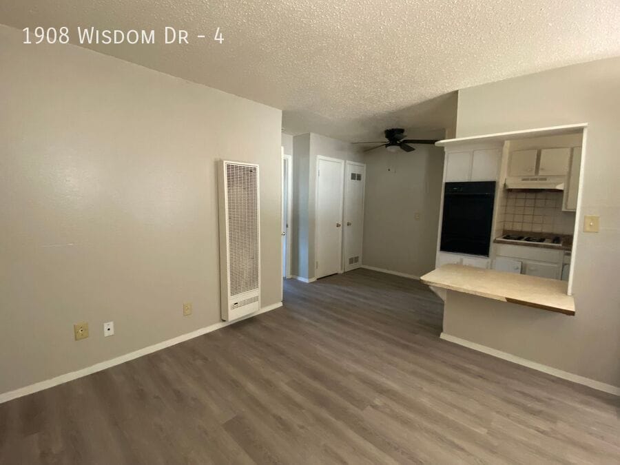 Building Photo - 1908 Wisdom Dr