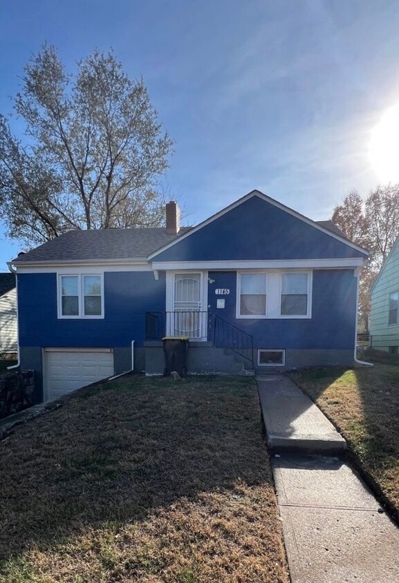 Primary Photo - Move-In Ready 3-Bed Home with Downstairs B...