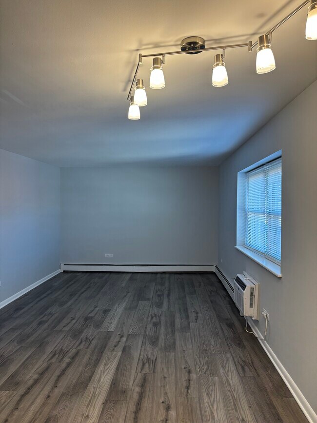 Foto del edificio - 7232 Randolph St