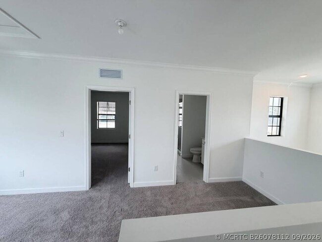 Foto del edificio - 10676 NW Wilgrove Lane