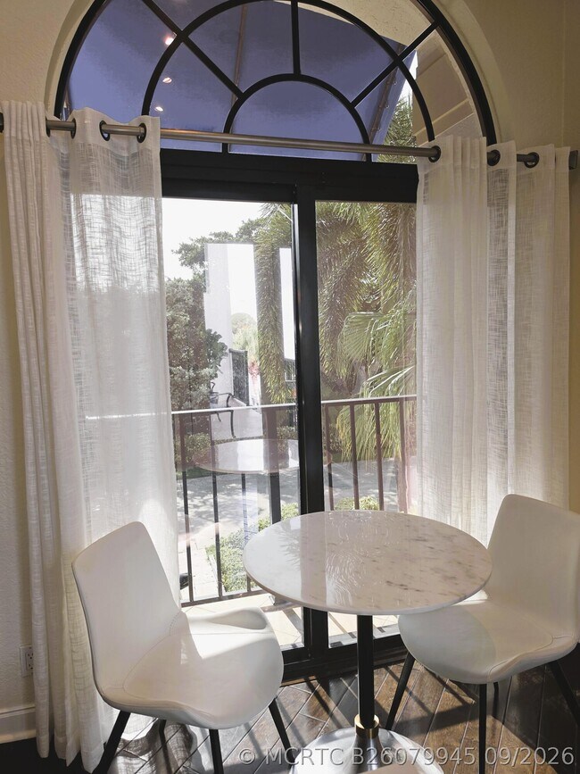 Foto del edificio - 13348 Mangrove Isle Dr