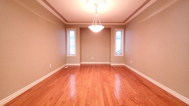 Building Photo - 46483 Valleyview Rd